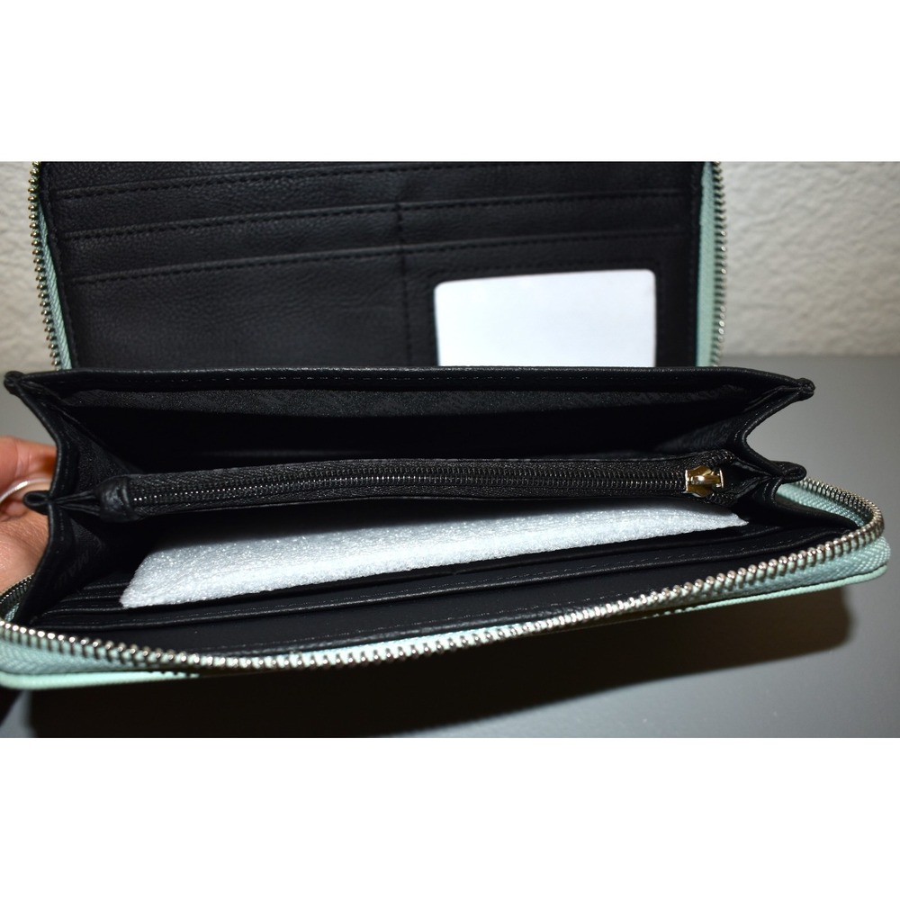 Steve Madden BZIPPY Wallet Womens OS Frosty Green NEW Zip Around Wristlet Strap - Picture 5 of 5